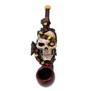 HAND CRAFTED SMALL PIPE - CORAL SNAKE SKULL